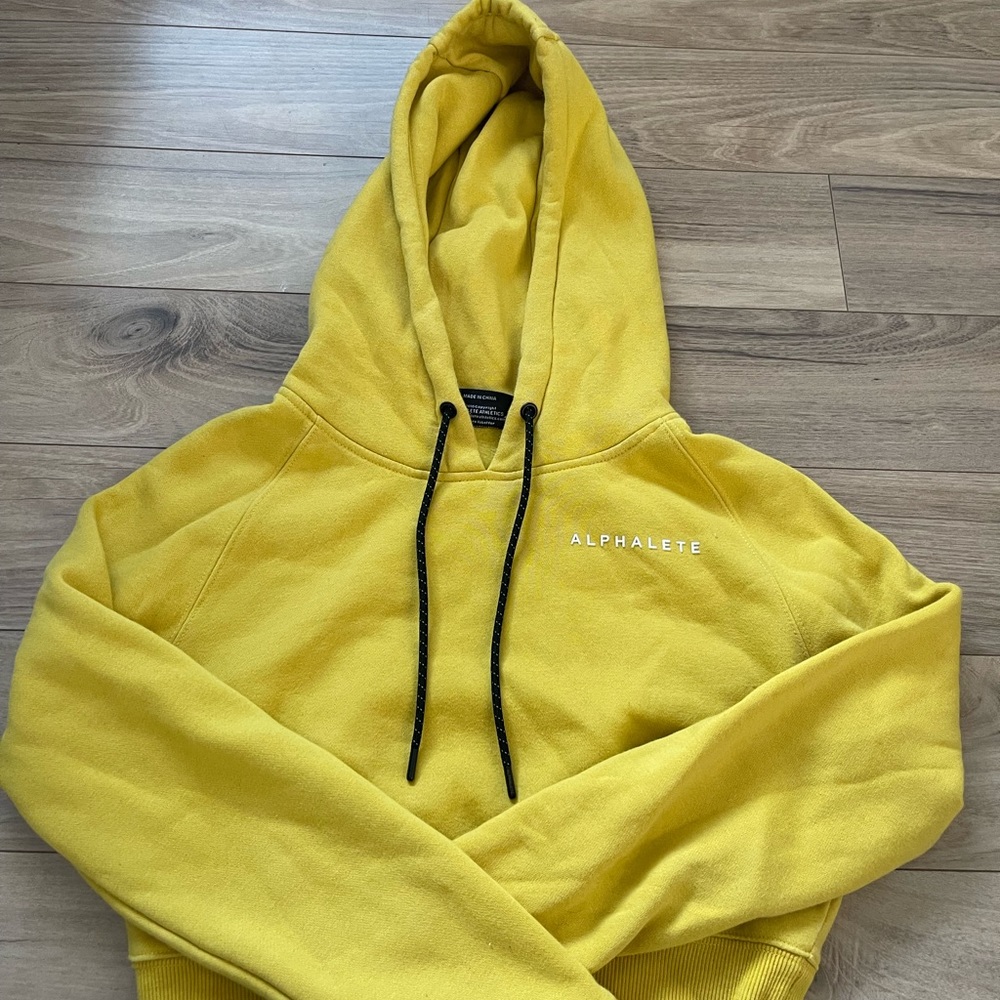 Alphalete cropped jacket